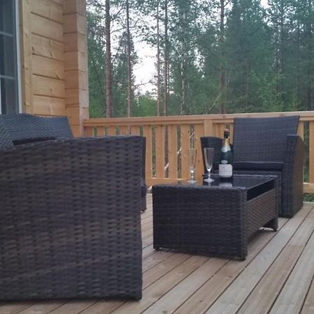 Hallahaukka Ivalo Buitenkant foto