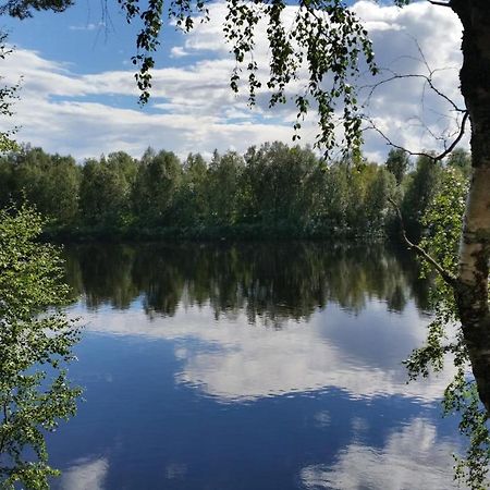 Hallahaukka Ivalo Buitenkant foto