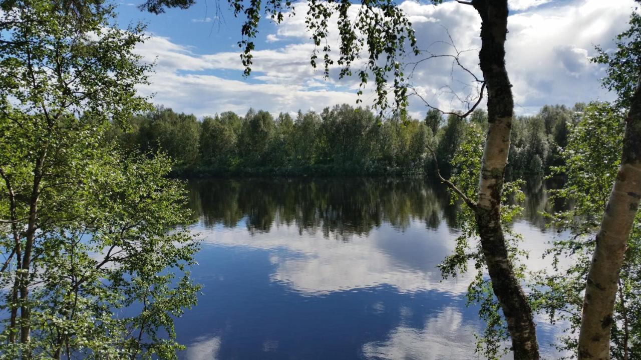 Hallahaukka Ivalo Buitenkant foto